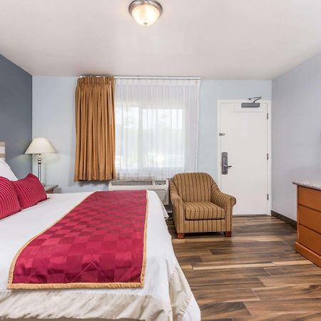 Ramada By Wyndham Near Seaworld / Mission Beach San Diego Luaran gambar