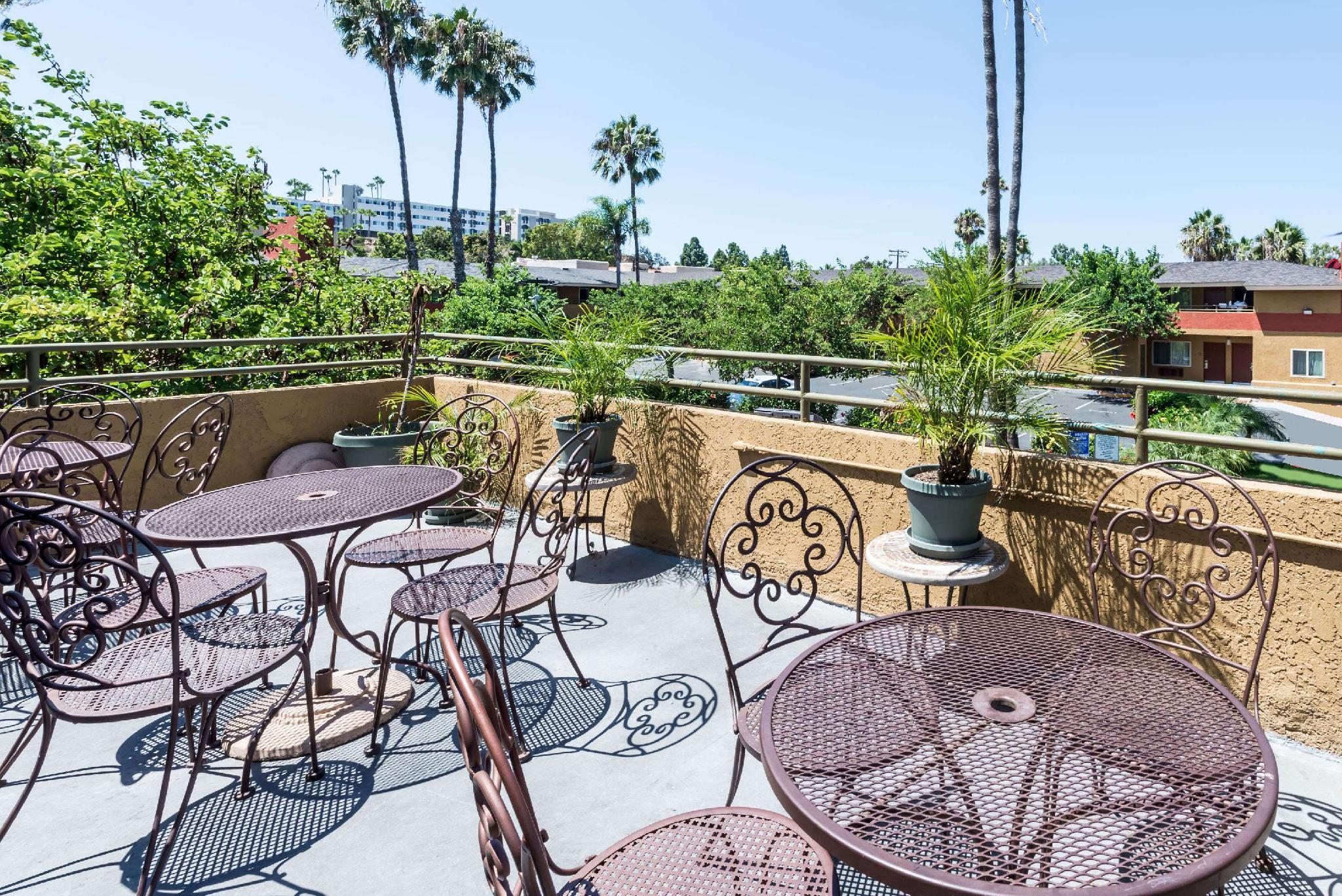 Ramada By Wyndham Near Seaworld / Mission Beach San Diego Luaran gambar