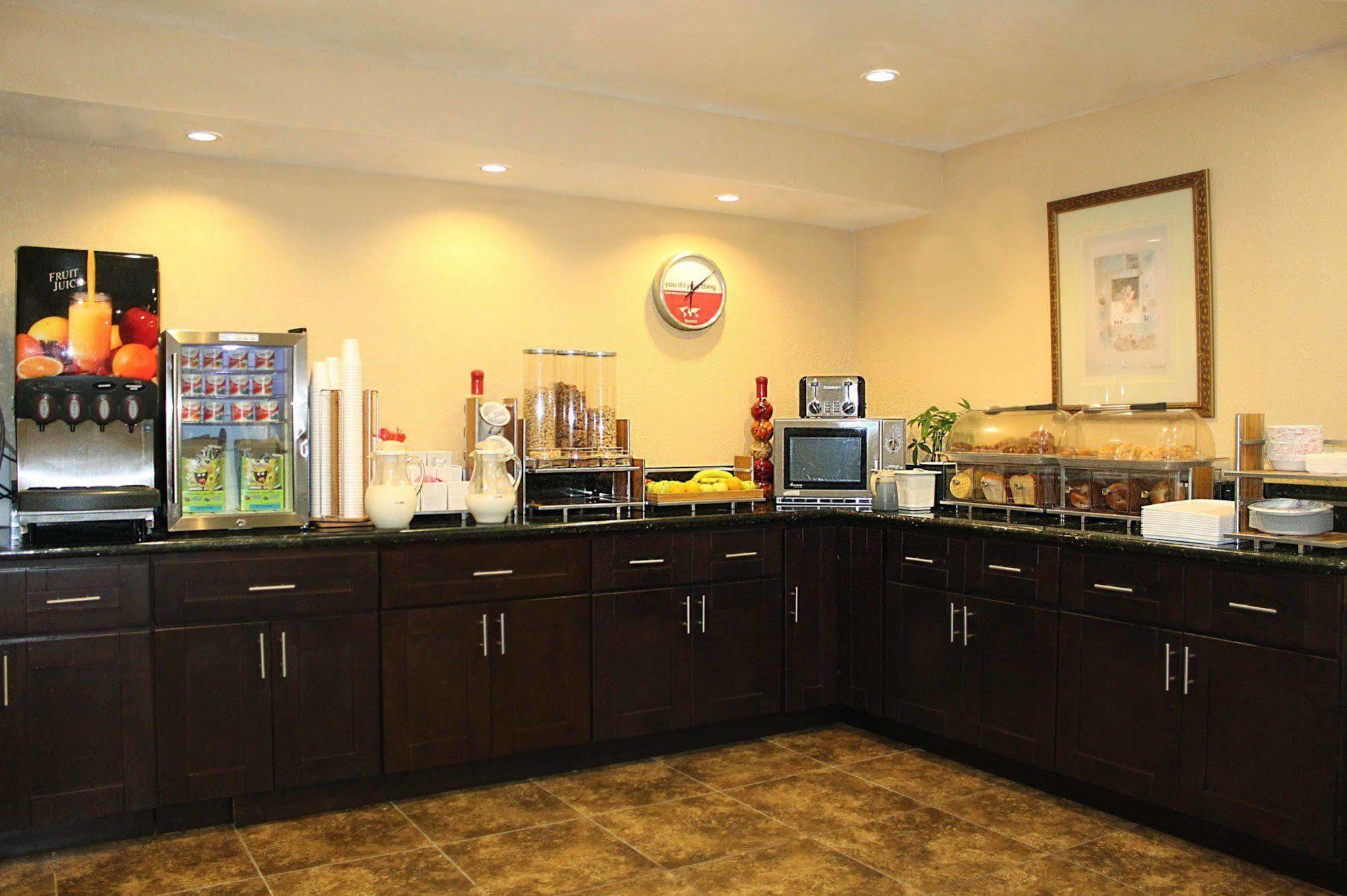Ramada By Wyndham Near Seaworld / Mission Beach San Diego Luaran gambar