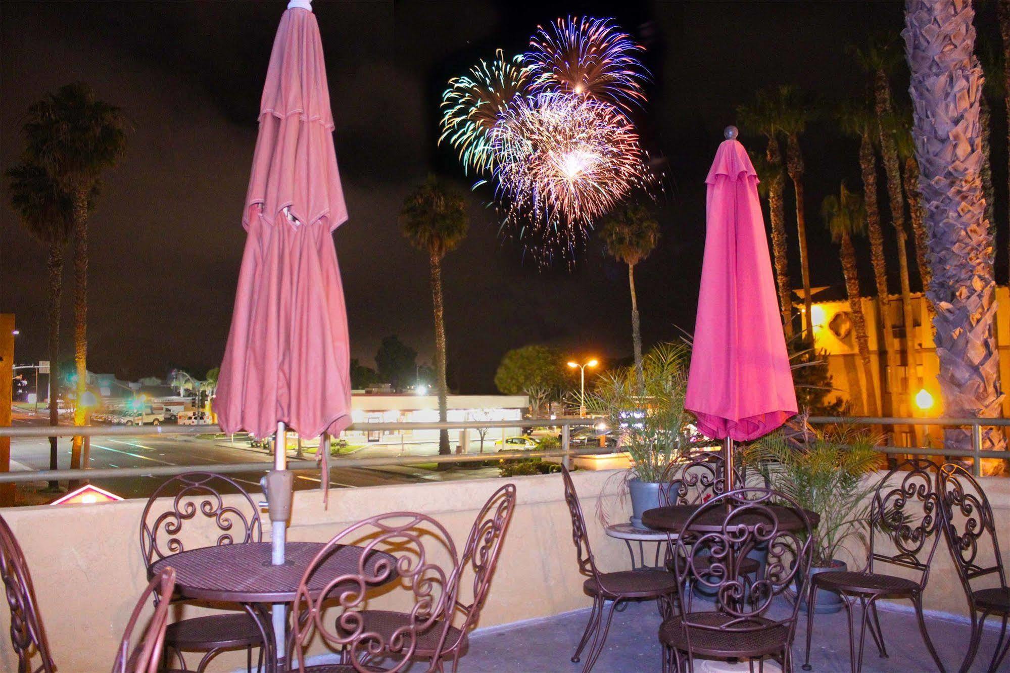 Ramada By Wyndham Near Seaworld / Mission Beach San Diego Luaran gambar